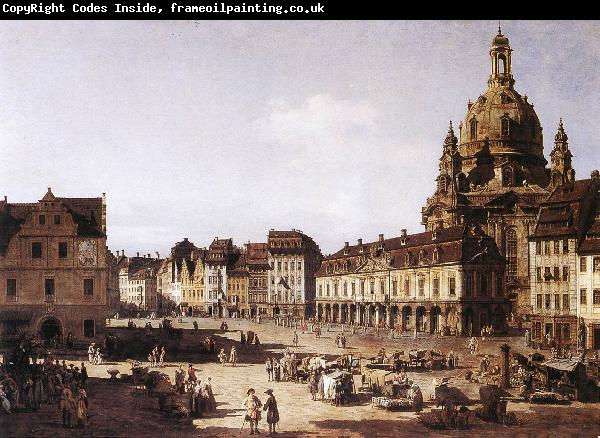 BELLOTTO, Bernardo New Market Square in Dresden