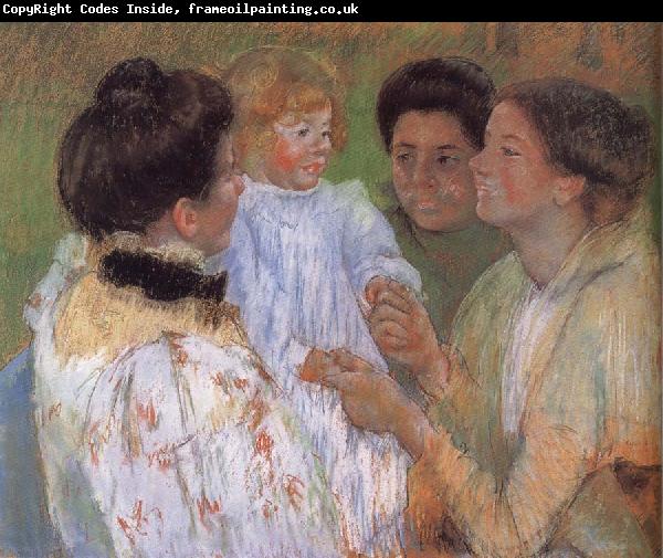 Mary Cassatt Women complimenting the child