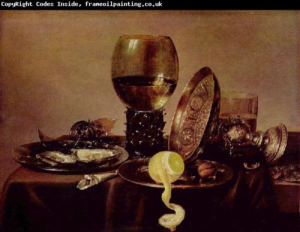 unknow artist Still life with oysters, a rummer, a lemon and a silver bowl