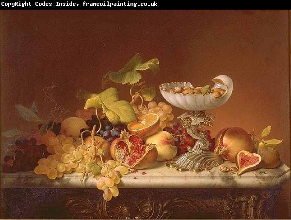 Johann Wilhelm Preyer Sudfruchte mit Milchglasschale in Muschelform