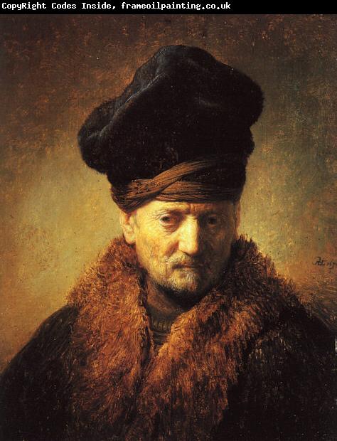 Rembrandt Bust of an Old Man in a Fur Cap